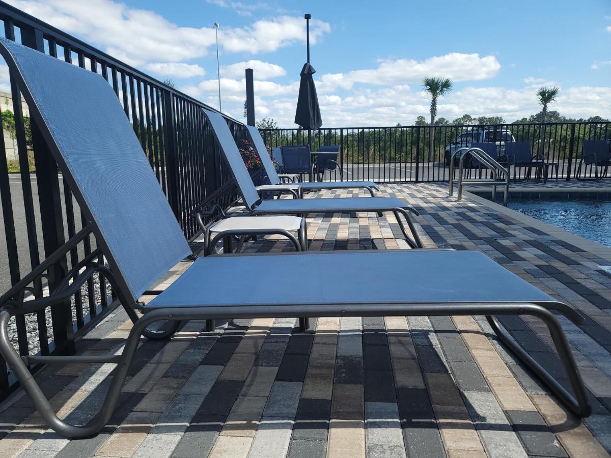 Comfort Inn & Suites Jacksonville - Orange Park Near Naval Air Station エクステリア 写真