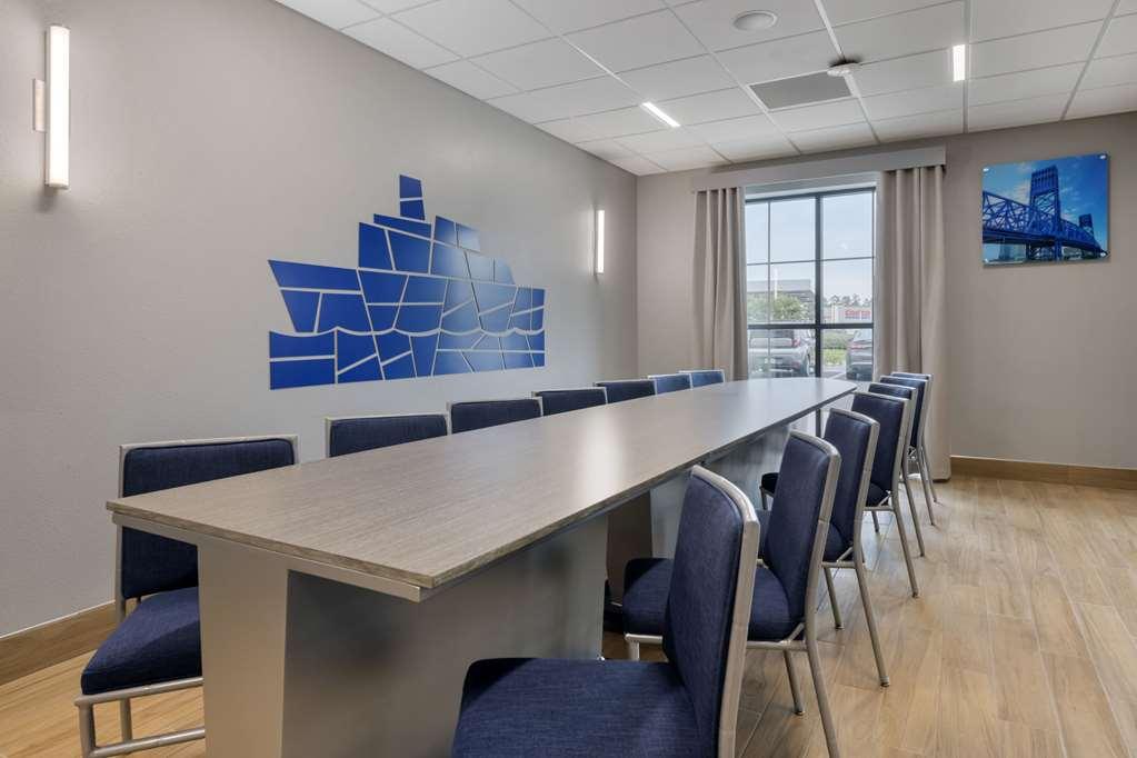 Comfort Inn & Suites Jacksonville - Orange Park Near Naval Air Station 設備 写真
