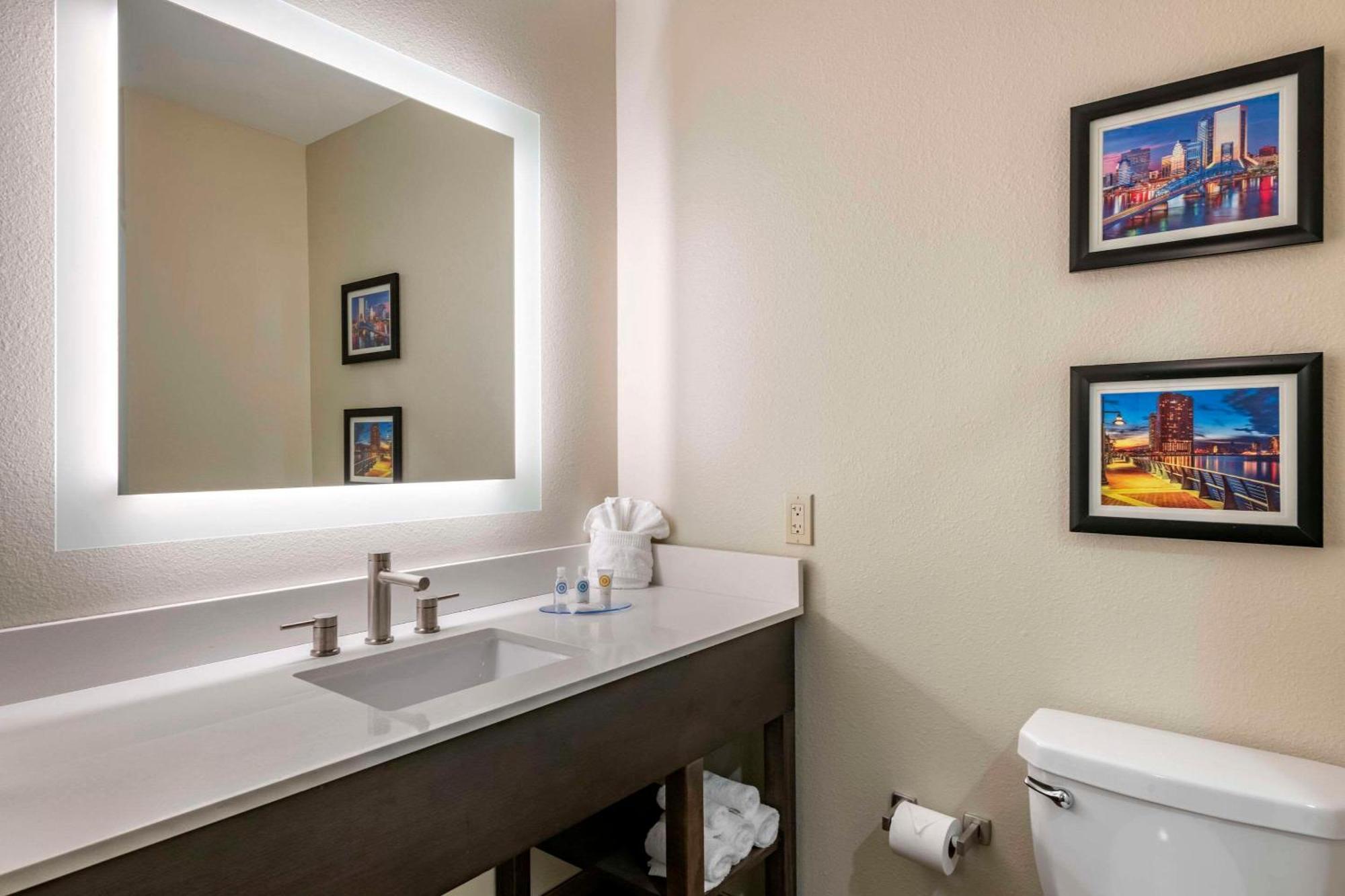 Comfort Inn & Suites Jacksonville - Orange Park Near Naval Air Station エクステリア 写真